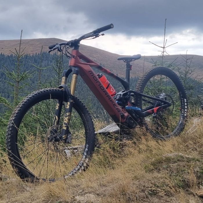 Mondraker Crafty Carbon RR 2025
