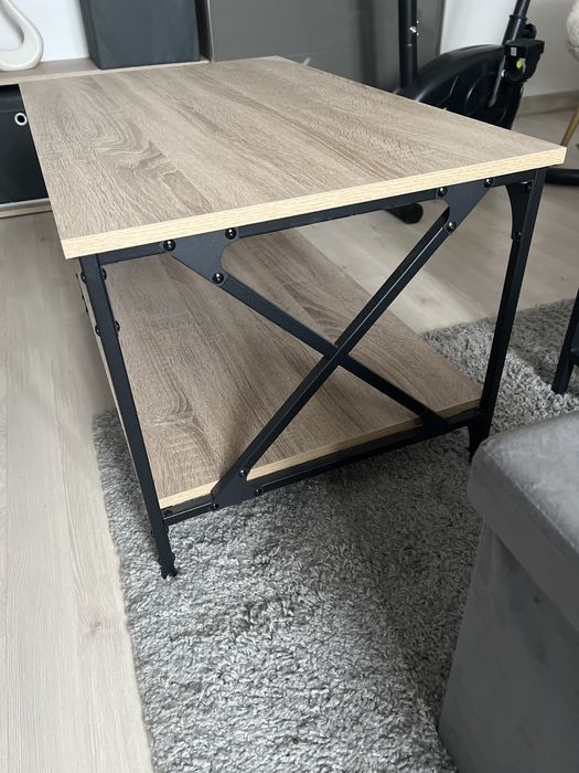 Холна маса  метал и дърво