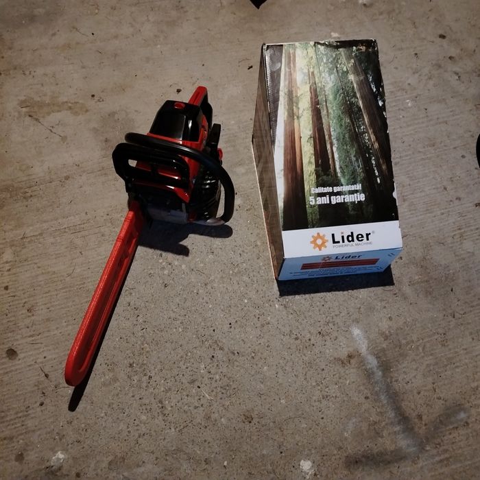 Motofierăstrău LIDER (LEROY MERLIN) 3CP, 40cm, CS5200 3CP,