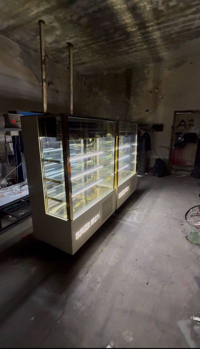 Холодильник витрина