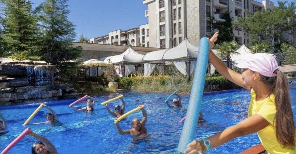 Продава се Двустаен апартамент в к.к. Слънчев бряг - 50 кв.м за 1122 €/кв.м - Снимка #9