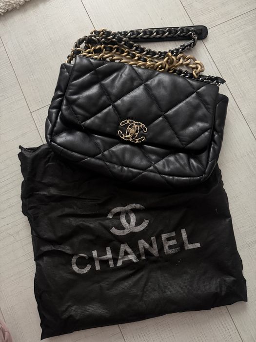 Чанта Chanel в черен цвят