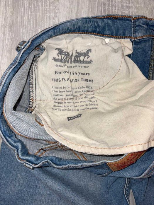 Blugi Levi's 514 Straight noi,fara eticheta.