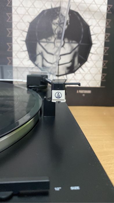 Проигрыватель винила