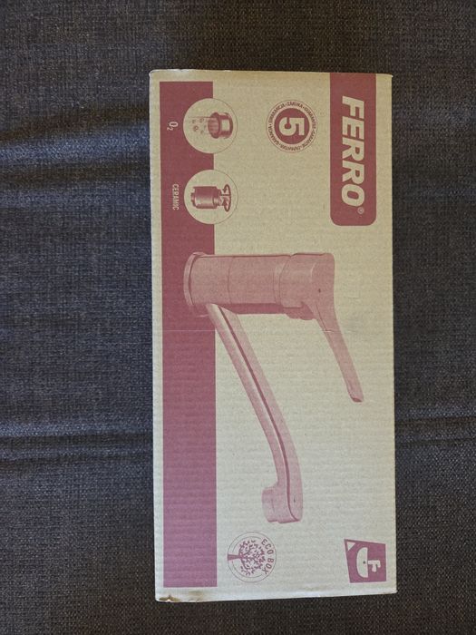 Baterie nouă Ferro Petite BPT2A, pipă mobilă 150 mm, cartuș ceramic