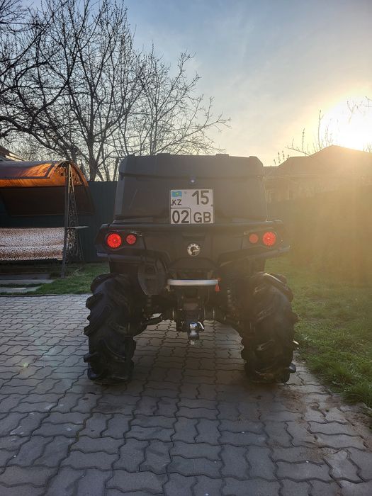 Квадроцикл BRP XMR Outlander