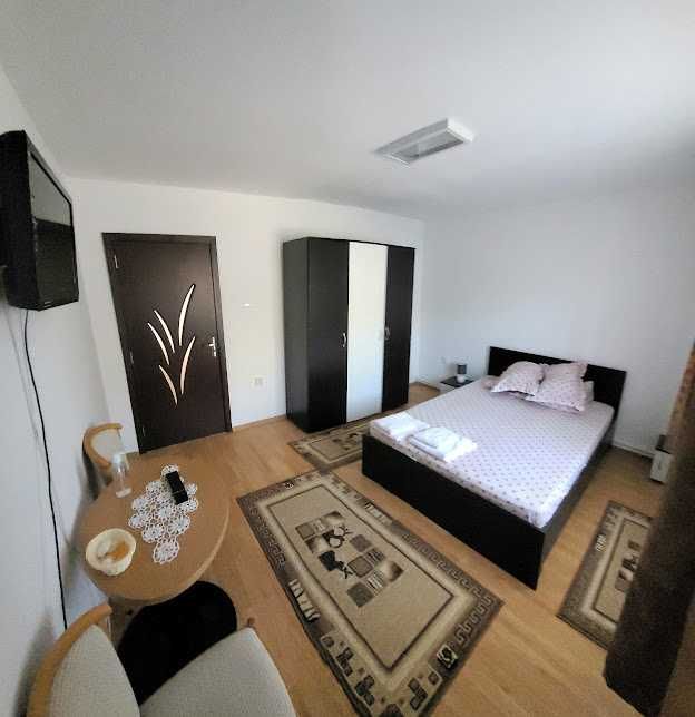 casa de vacanta de inchiriat