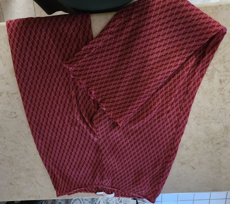 Guess ,Modalinda, Junona ,Pieces , Joop, Pause jeans, Mango, Negative