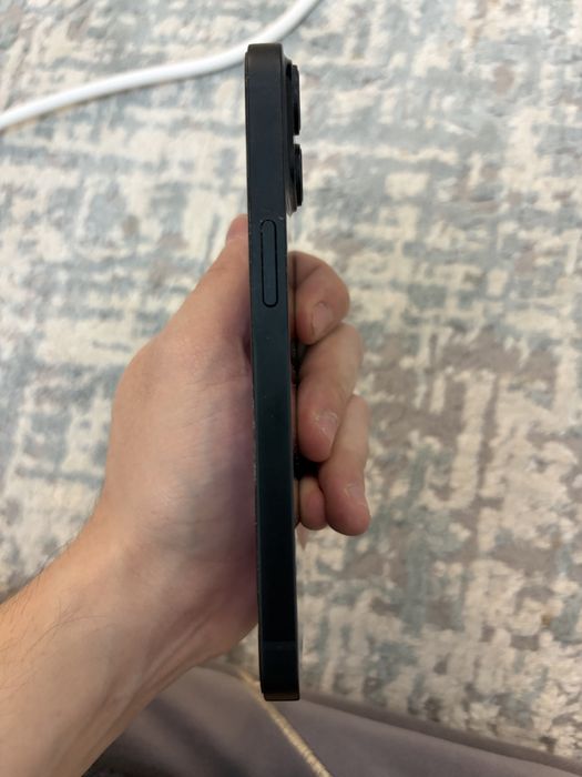 Продаю Iphone 14