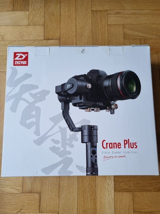 Stabilizator trei axe Zhiyun Crane Plus