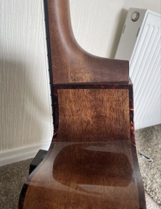 Електро-акустична китара Fender CA-360SCE Mahagony