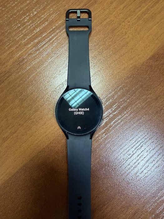 Смартчасы Galaxy watch 4
