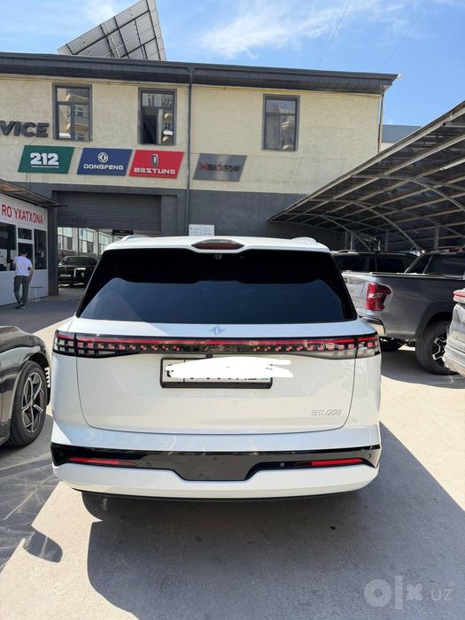 Dongfeng 008 ultra