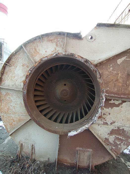 Vintilyotir sotiladi  holati yaxshi  4 ta bor