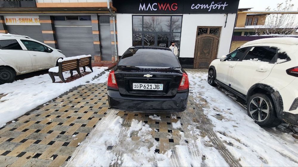 Lacetti jentra qilingan