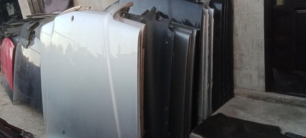 Авто Разбор Мерседес 124 ешка капоты