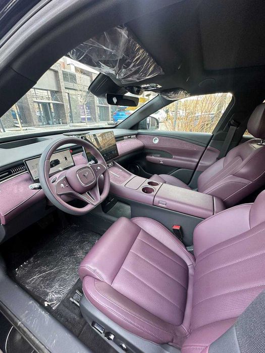 Voyah Free Plus 2026 restailing