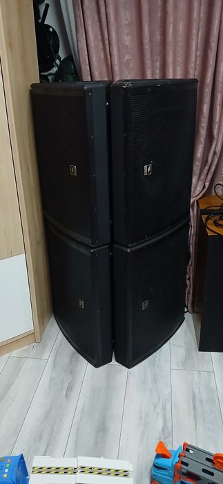 Set 4 boxe/monitoare active 15 inchi Proel WD15A