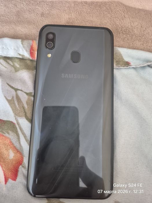 Самсунг А30. 32 гб