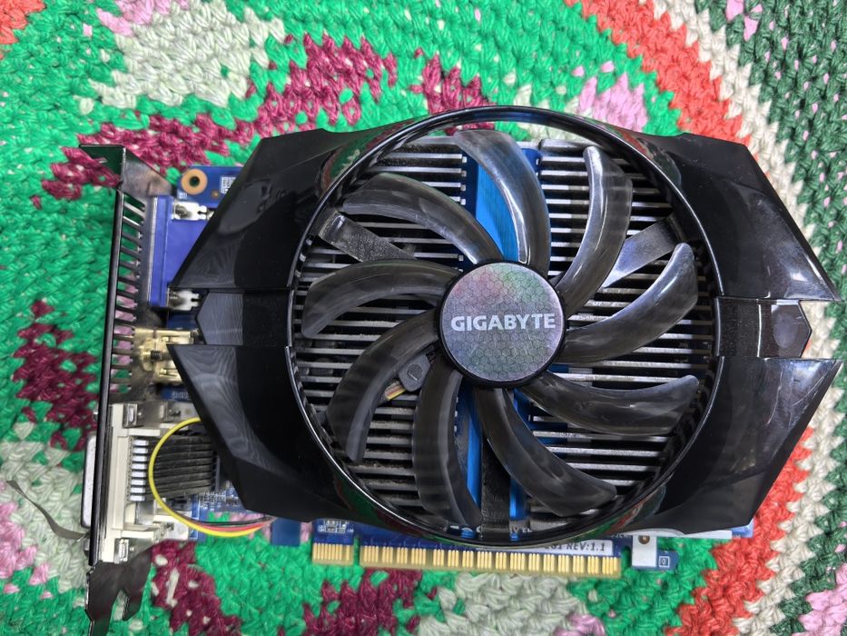Видеокарта GTX 650 2gb