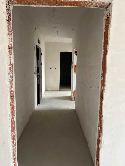 Тристаен апартамент в кв.Железник