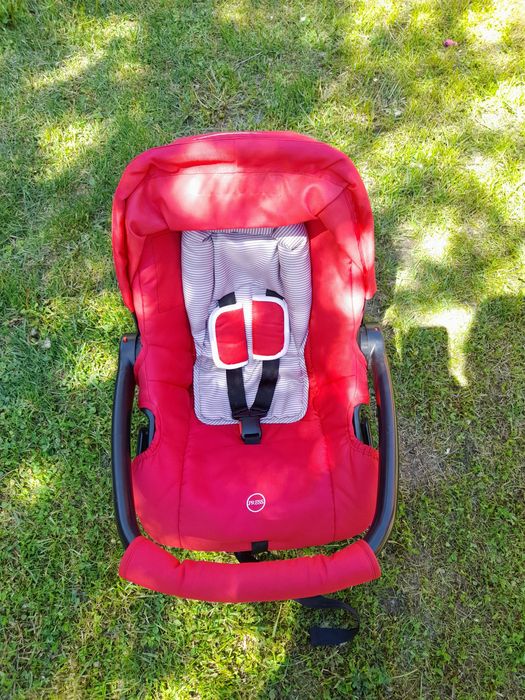 Кош за кола 0-13кг.