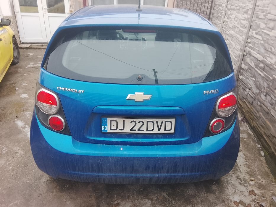 Vând Chevrolet Aveo 2011