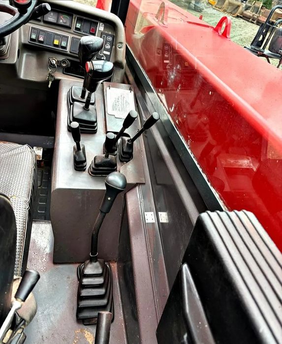 Телескопический погрузчик Manitou 1435