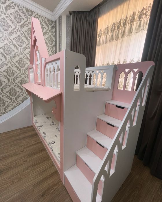 krovatik uz dan RAPUNZEL modeli