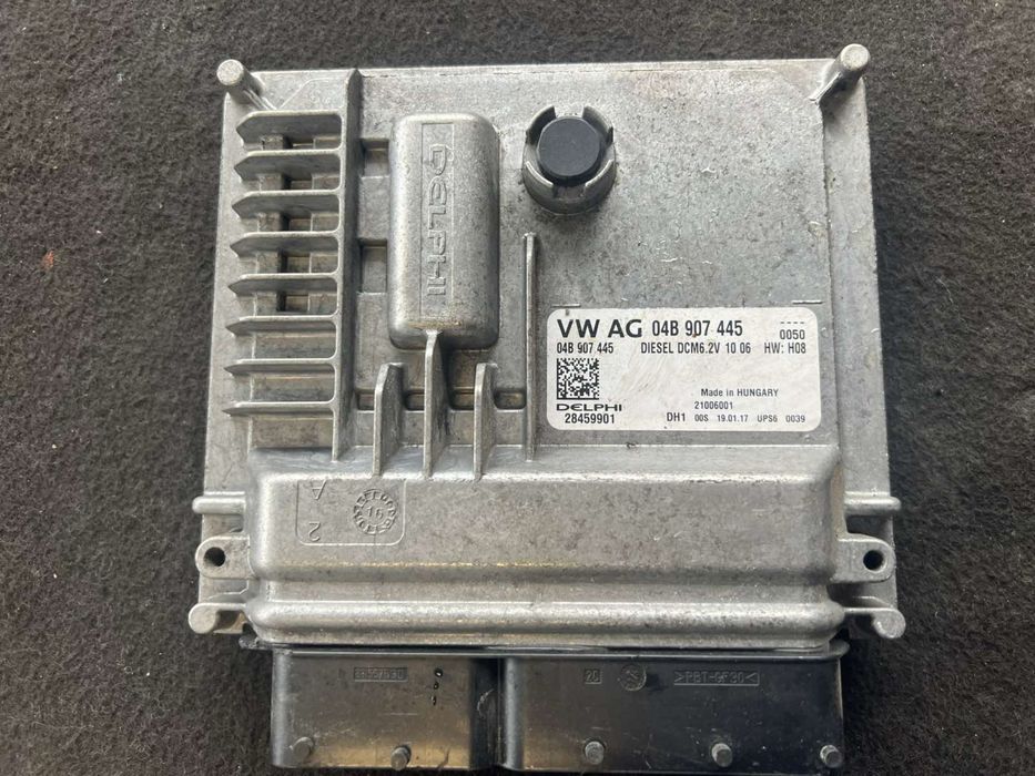 ЕКУ КОМПЮТЪР двигател 04B907445 SKODA FABIA III 1.4tdi ecu Delphi