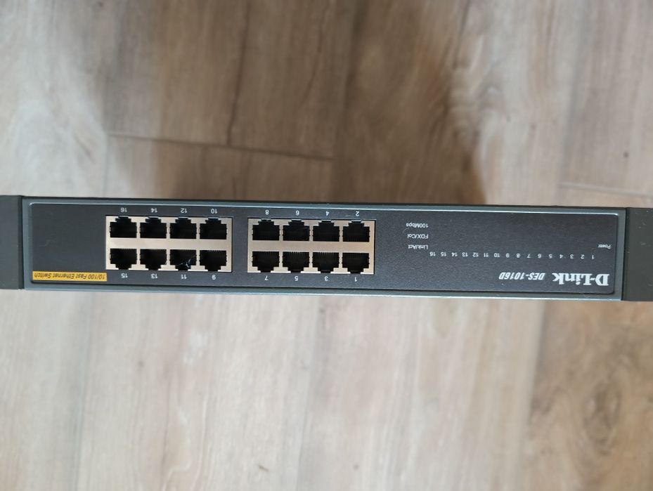 100Mbps switch D-Link