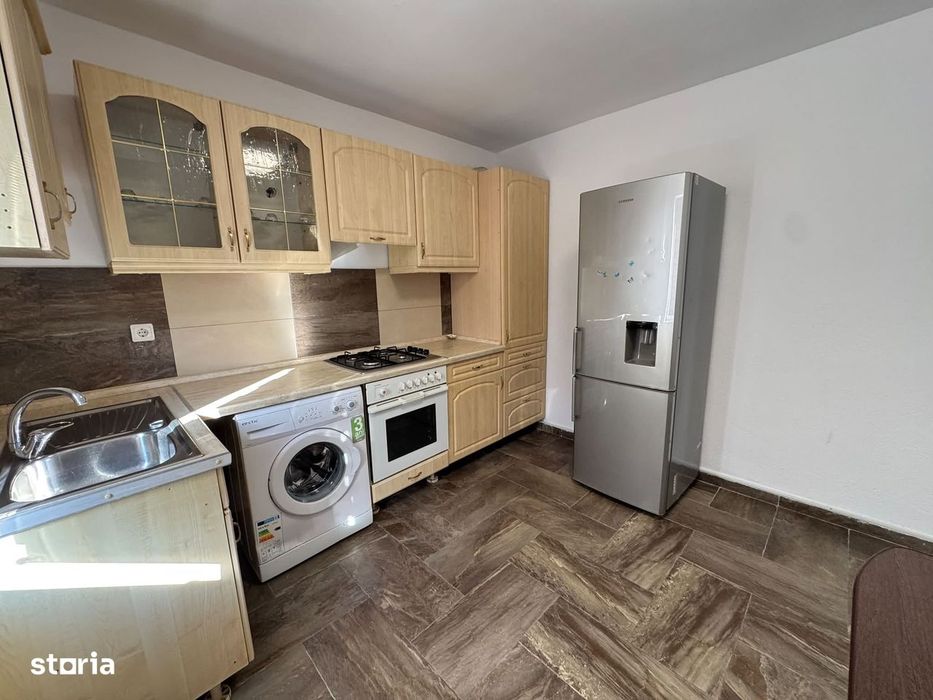 Apartament 90 mp, 3 camere, la casa cu curte, Zona Belvedere