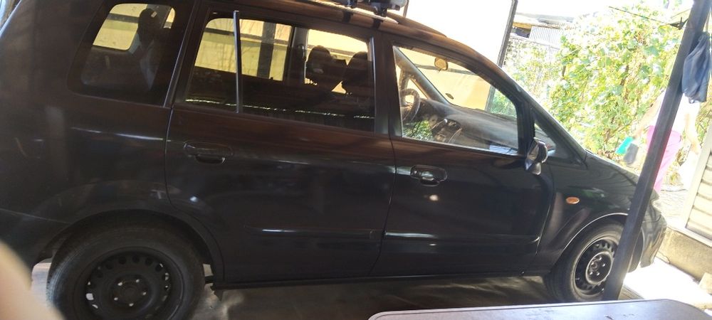 Продам машину mazda primacy