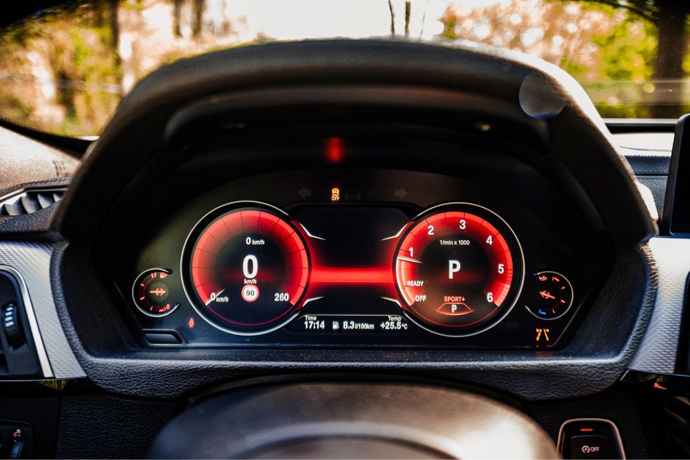 BMW 3 Series 2019 — imagine 4