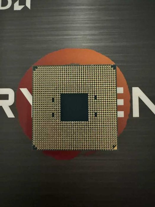 ROG Strix B550-F Gaming WiFi II + RYZEN 7 5800X 8-Core  (4.7 GHz ) AM4