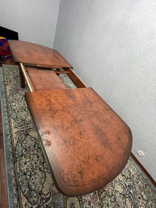 Стол гостинный 1