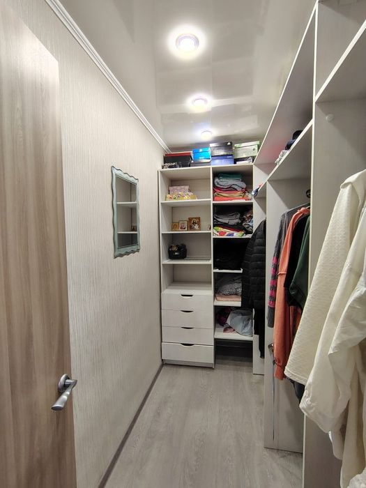 Продам 1-ком квартиру район маг. Северный.