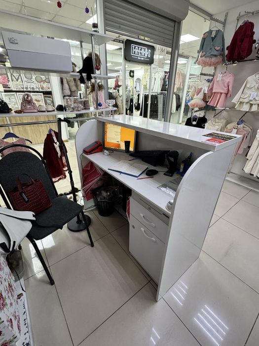 Продам ресепшен срочно