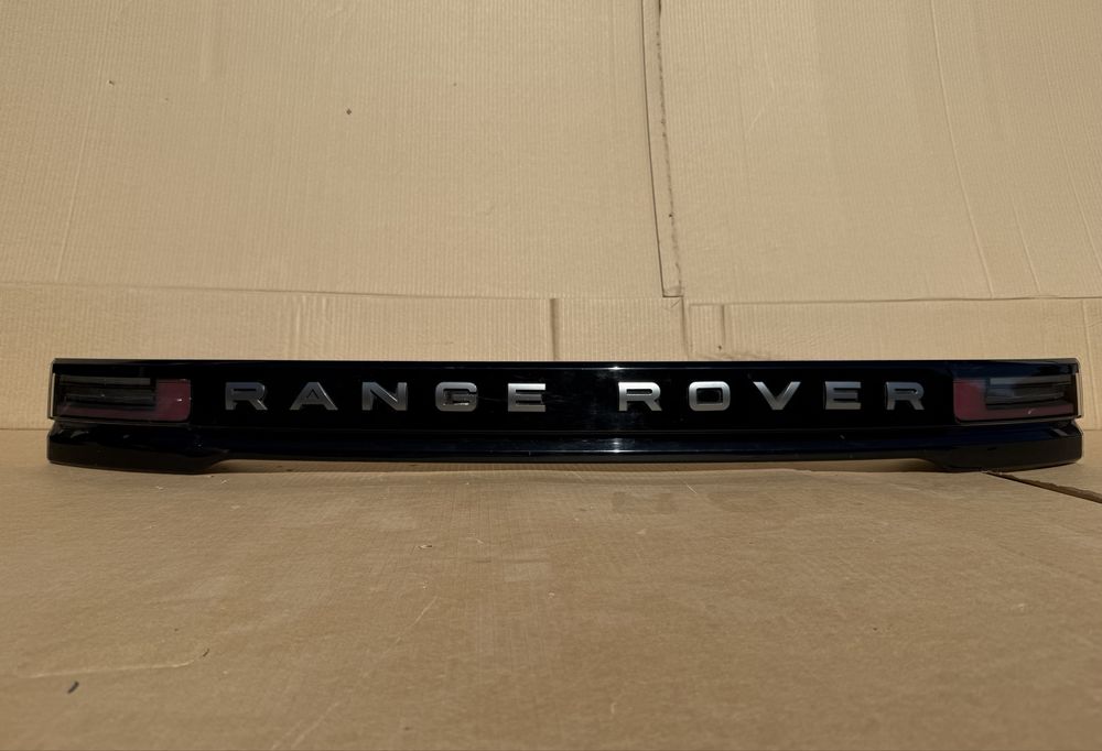 Стоп Range Rover Velar 2024