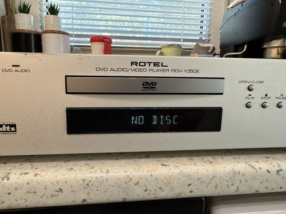DVD Rotel RDV-1050e
