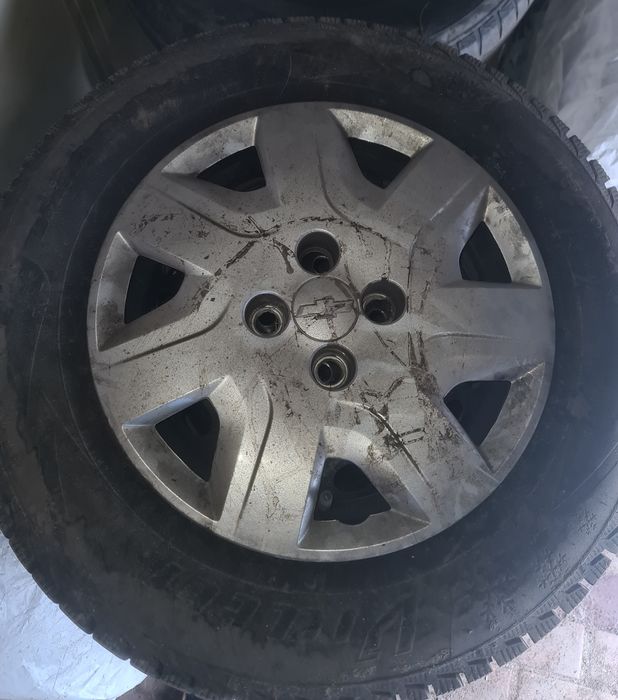 Комплект зимних колёс с дисками.