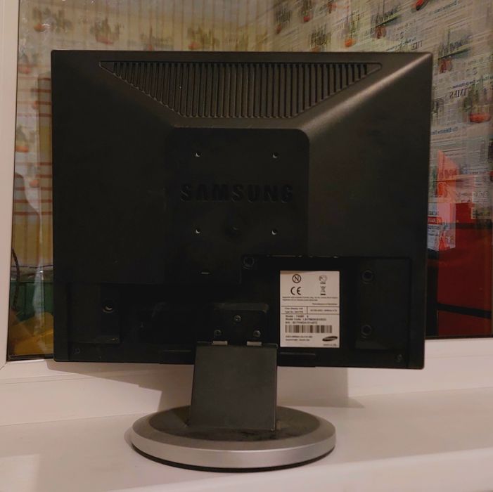 Монитор SyncMaster 730BF. Есть торг и обмен.