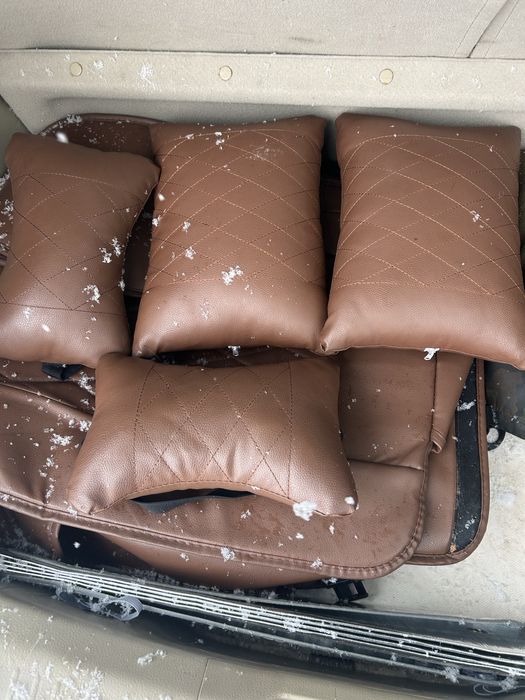 полики  и чехлы в авто универсальные