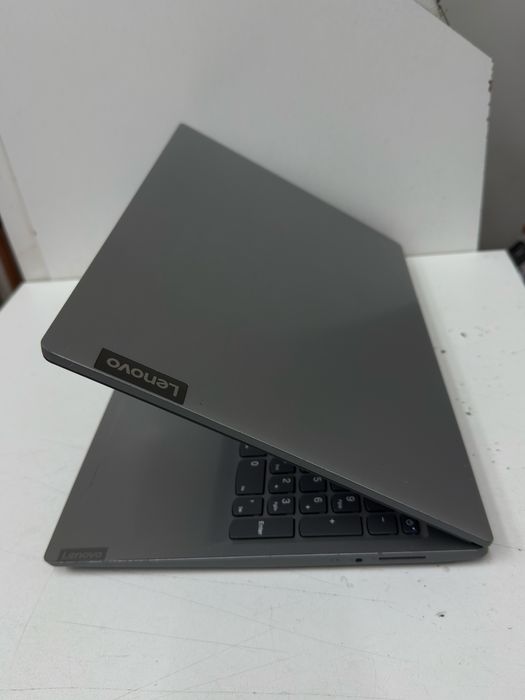 Lenovo ideapad S145