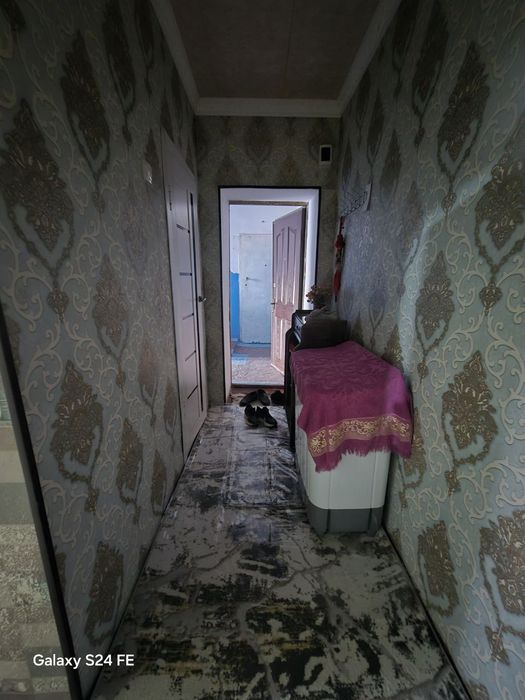 1хонали 1-этажда жойлашган квартира сотилади