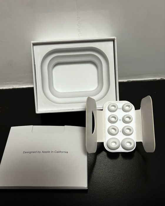 Чисто нови неотворени AirPods Pro 3