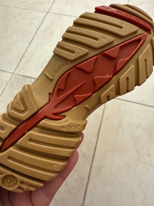 Ботуши за дъжд, момче, момиче