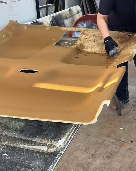 Retapitare plafon alcantara/stofa fete de usi