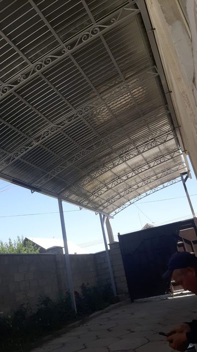 Навесы, односкатные, арочные, полуарочные.