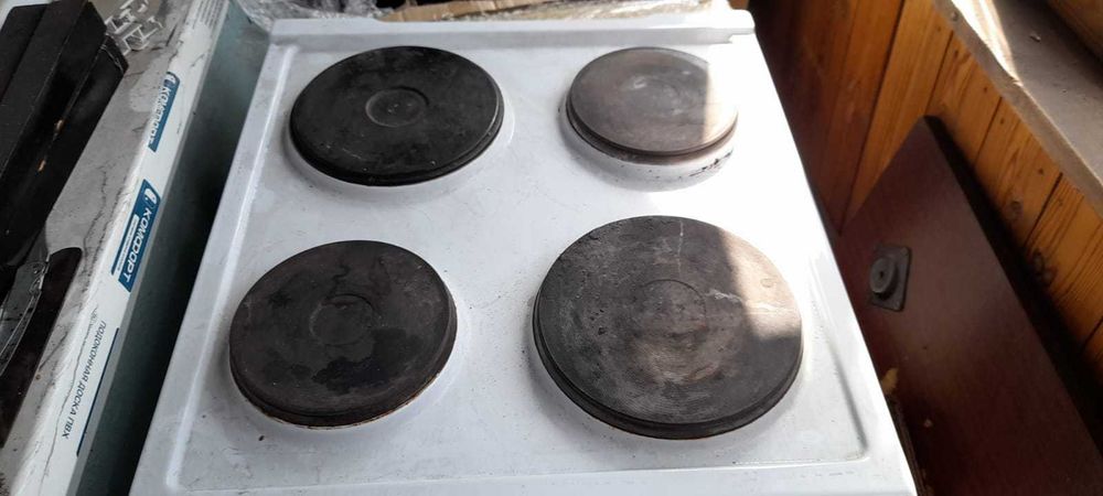 Электрическая плита